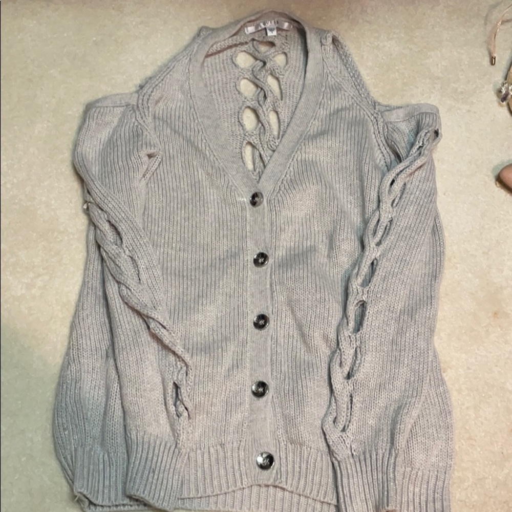 Guess sweater